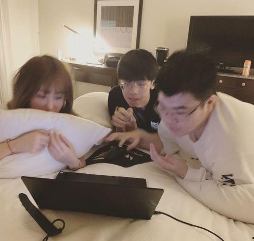 韦神全程吃瓜,揭秘电竞圈幕后风云