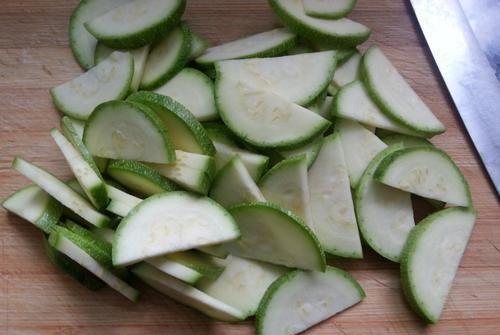 葫芦瓜咋晒干吃的,传统晒干工艺打造独特风味