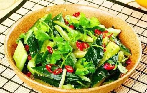 吃瓜吃着炒菜,品味家常炒菜的魅力