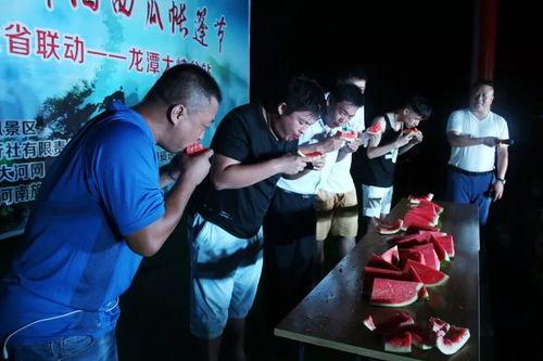 吃瓜听着歌,品味瓜趣，尽享音乐盛宴